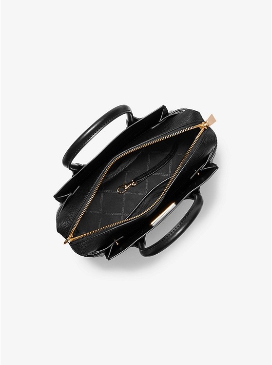Каталог Маленькая сумка Mercer с поясом и логотипом от магазина Michael Kors