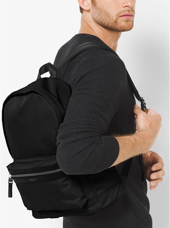 Каталог Kent нейлоновый рюкзак от магазина Michael Kors
