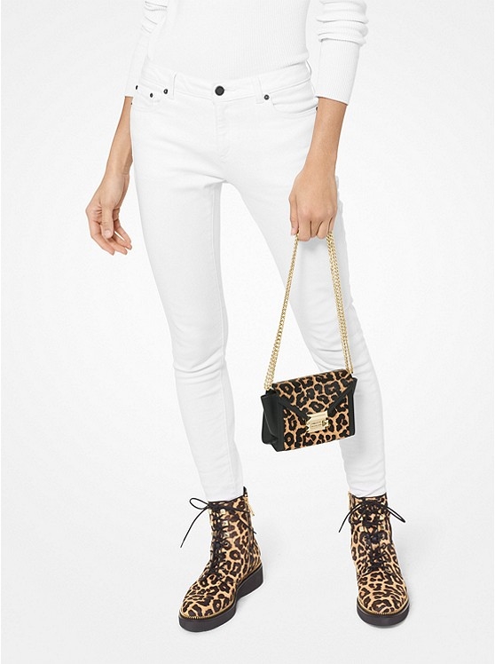 Каталог Whitney маленькая сумка через плечо с  леопардовым принтом от магазина Michael Kors